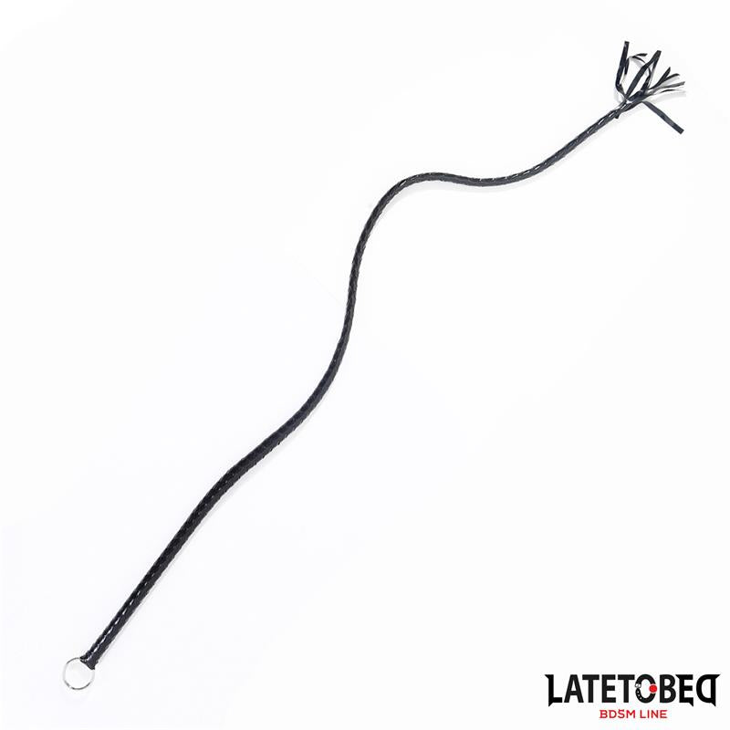 Latigo Negro Brillante 138cm