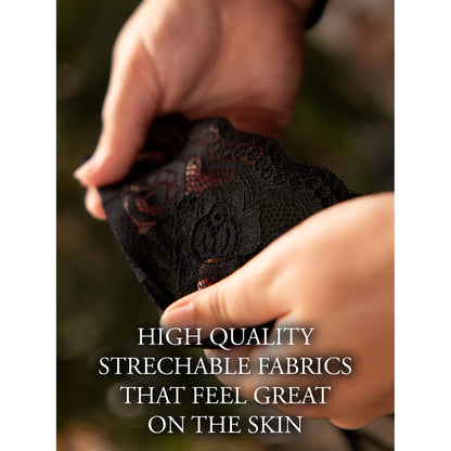 Julie - Tanga de malla elástica con entrepierna abierta, deslizadores ajustables y detalles dorados - Talla grande